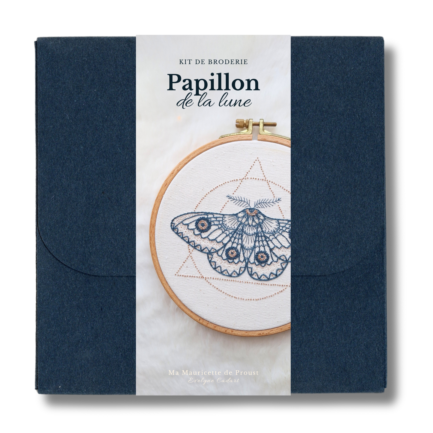 Kit de broderie - Papillon de la lune