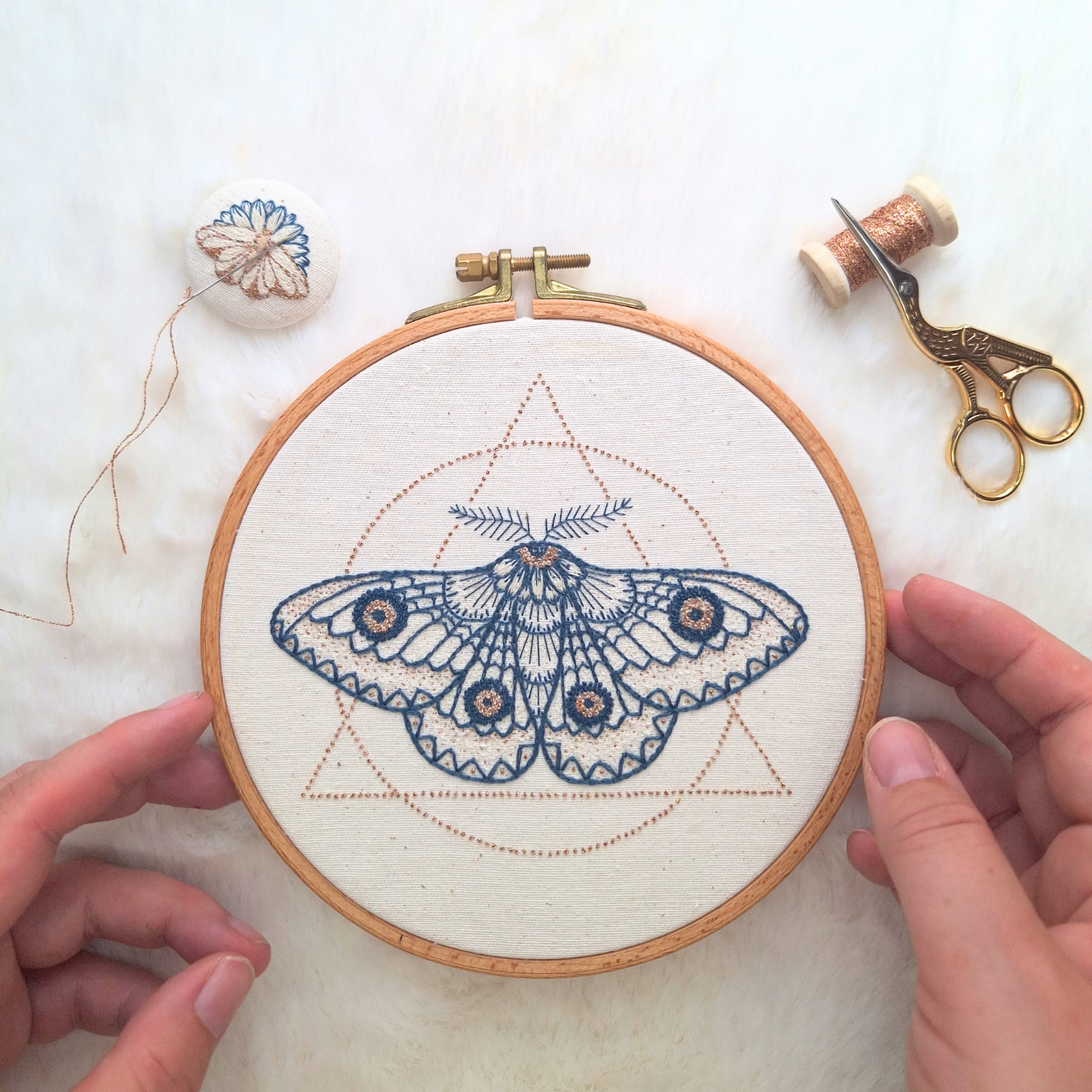 Patron de broderie - Papillon de la Lune