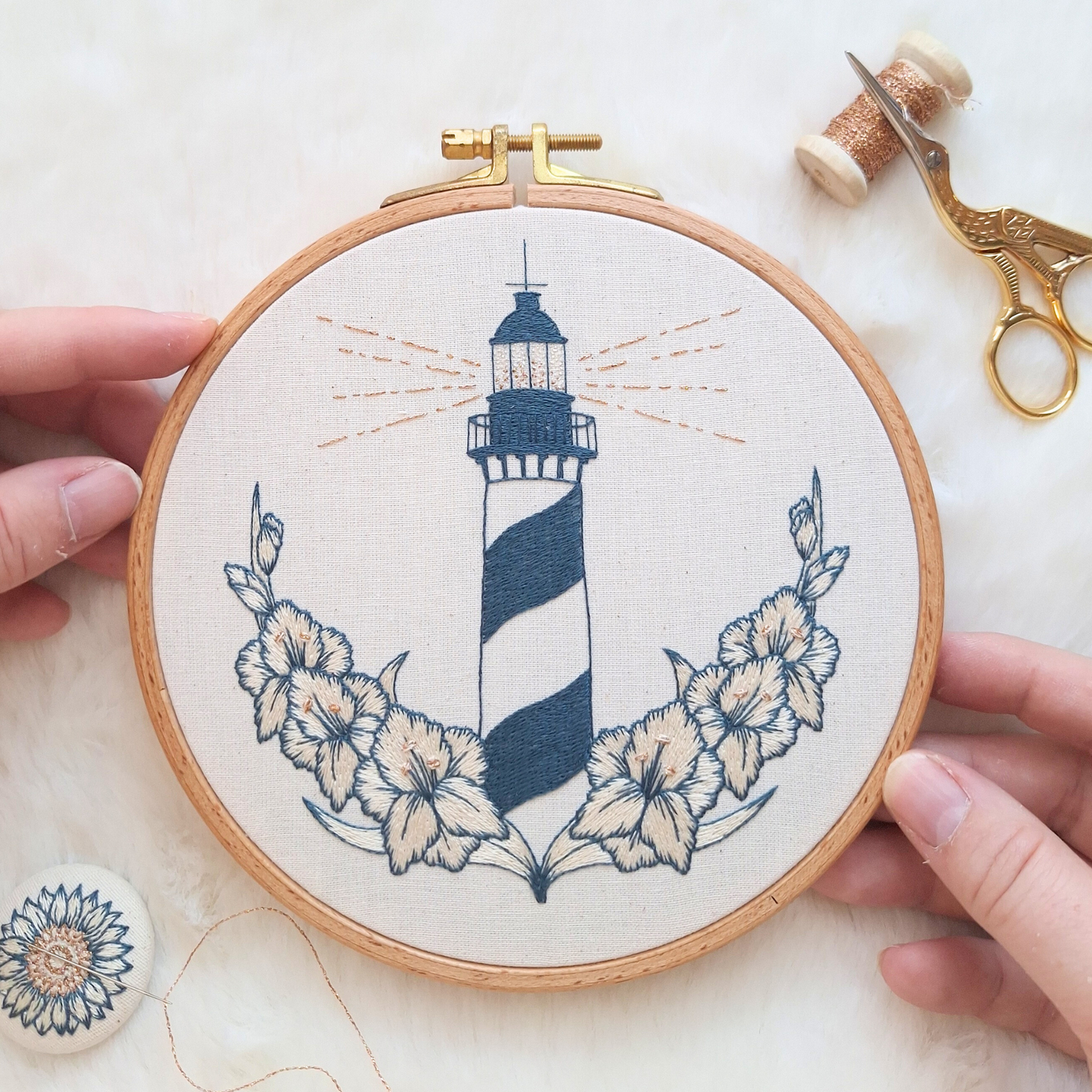 Kit de broderie - Un phare dans le coeur