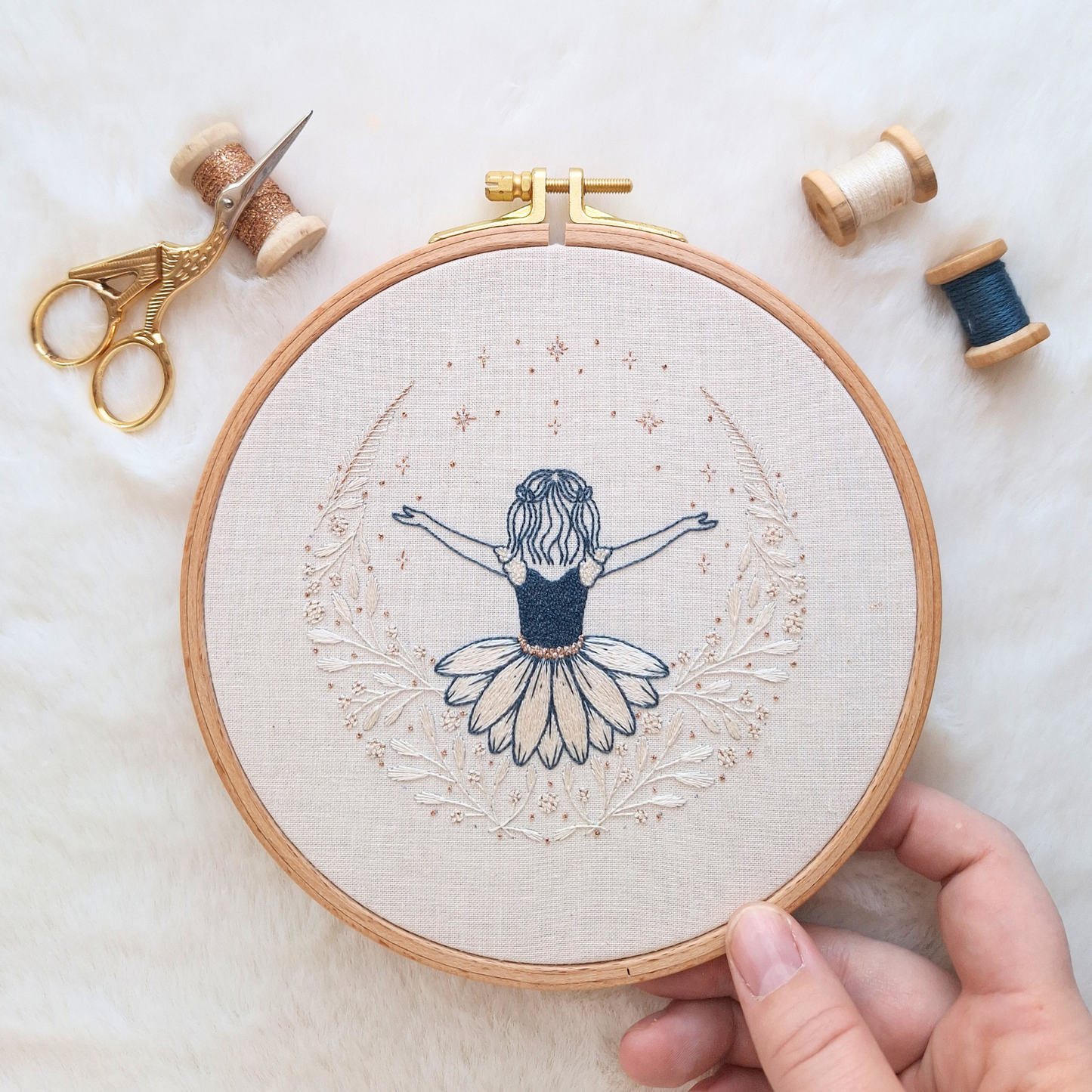 Patron de broderie - Calie Jolie danse avec les étoiles