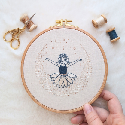 Patron de broderie - Calie Jolie danse avec les étoiles