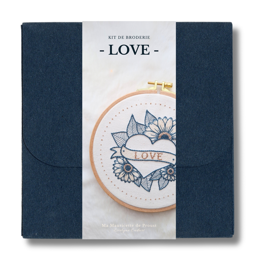 Kit de broderie - LOVE