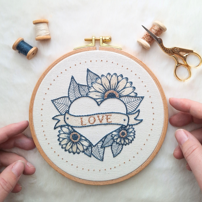 Kit de broderie - LOVE