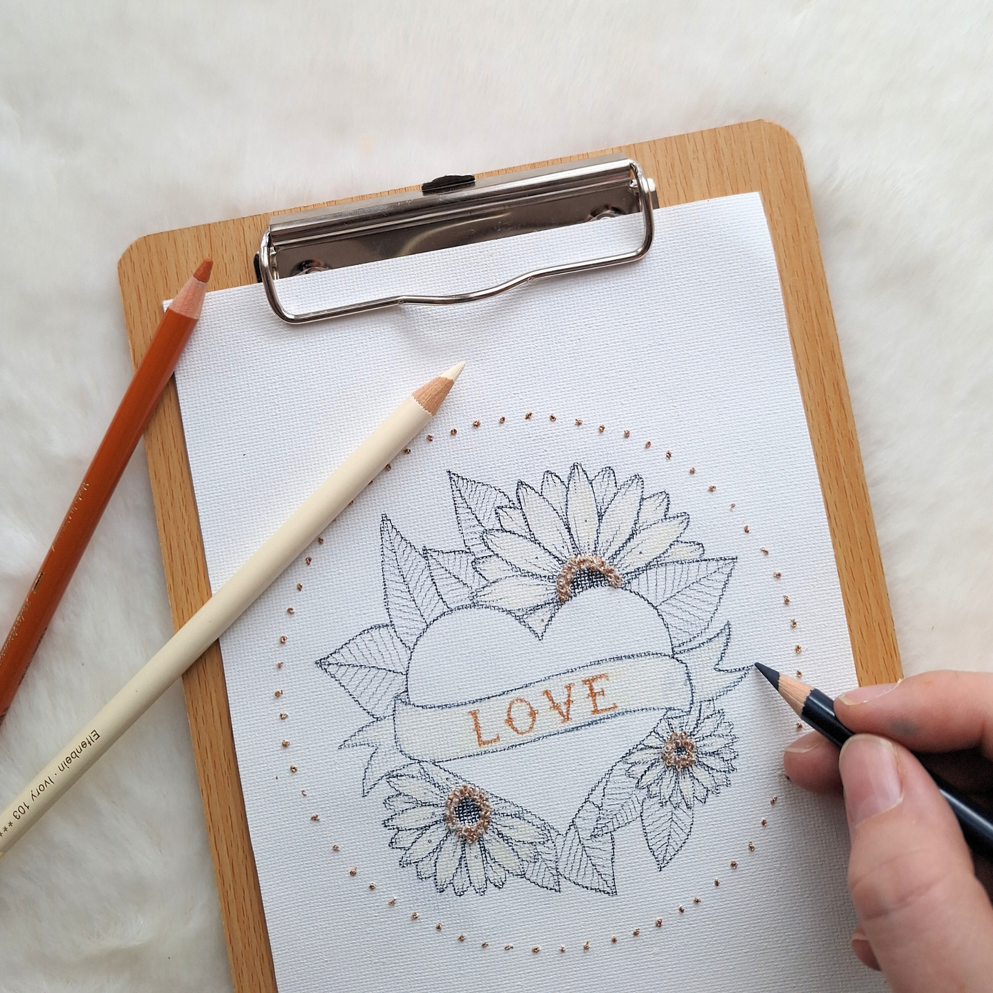 Patron de broderie - LOVE